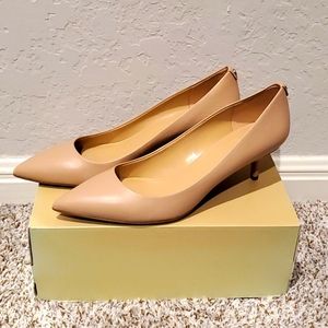 Michael Kors heels 👠